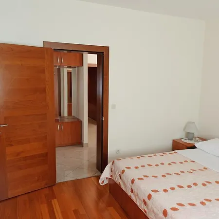 Appartement Zaratina *