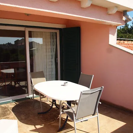 Apartment Zaratina *