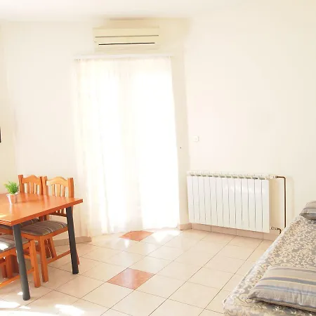 Zaratina Apartment *