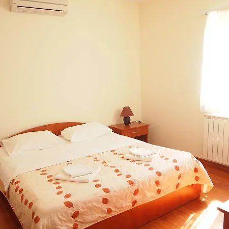 Apartment Zaratina *